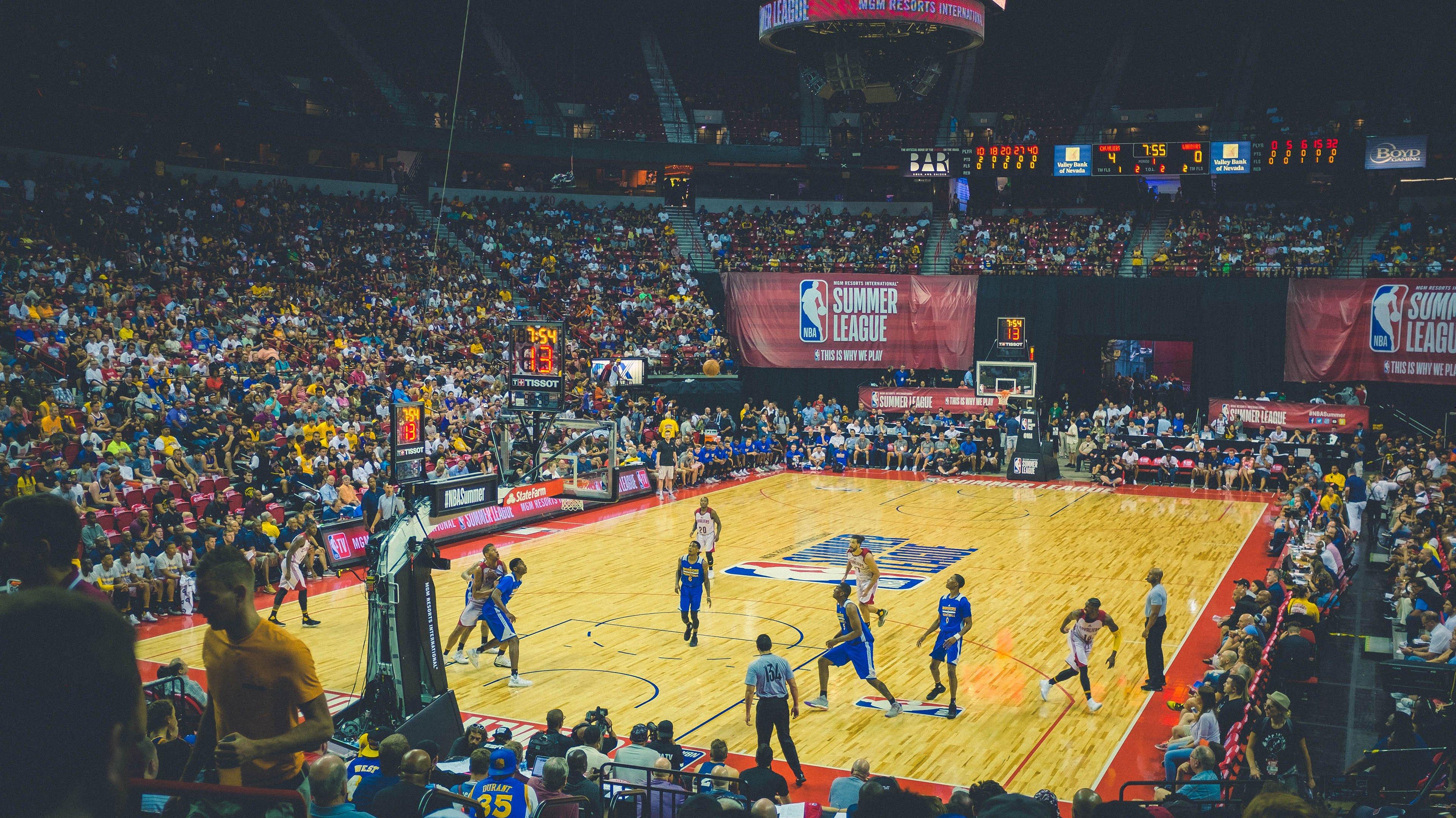 1xbet_骑士队强势碾压步行者队，胜负悬殊显实力差距