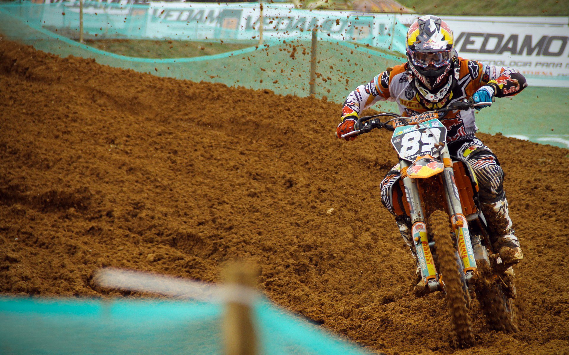 纳达尔强势回归红土赛场 法网前景引热议